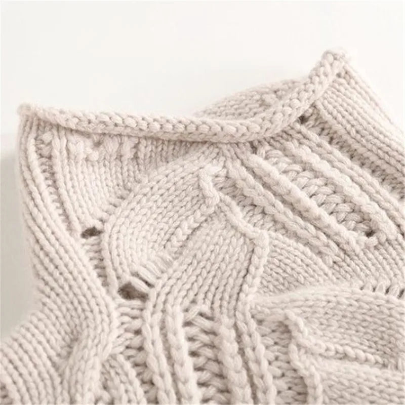 Ksenia | Sweter w warkocz